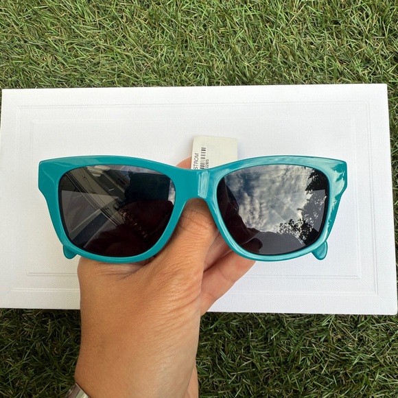 Celine MONOCHROMS 55mm Square Shiny Turquoise Smoke Green Sunglasses CL40249U - Picture 6 of 12